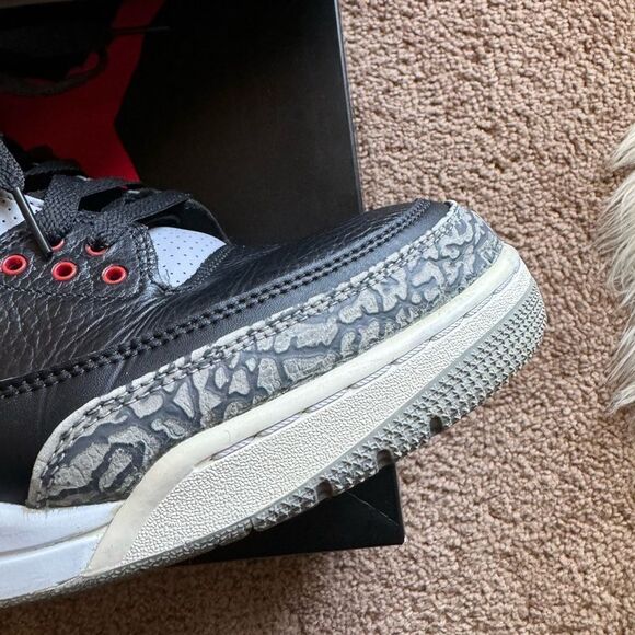 Size 14 - Nike Air Jordan 3 Retro OG Black Cement Fire Red Grey  854262-001 main image 8